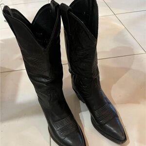 Women's Black Cowboy Boots, Size 6M